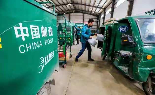 中國快遞業(yè)務(wù)量已突破400億件，預(yù)計今年將超950億件！